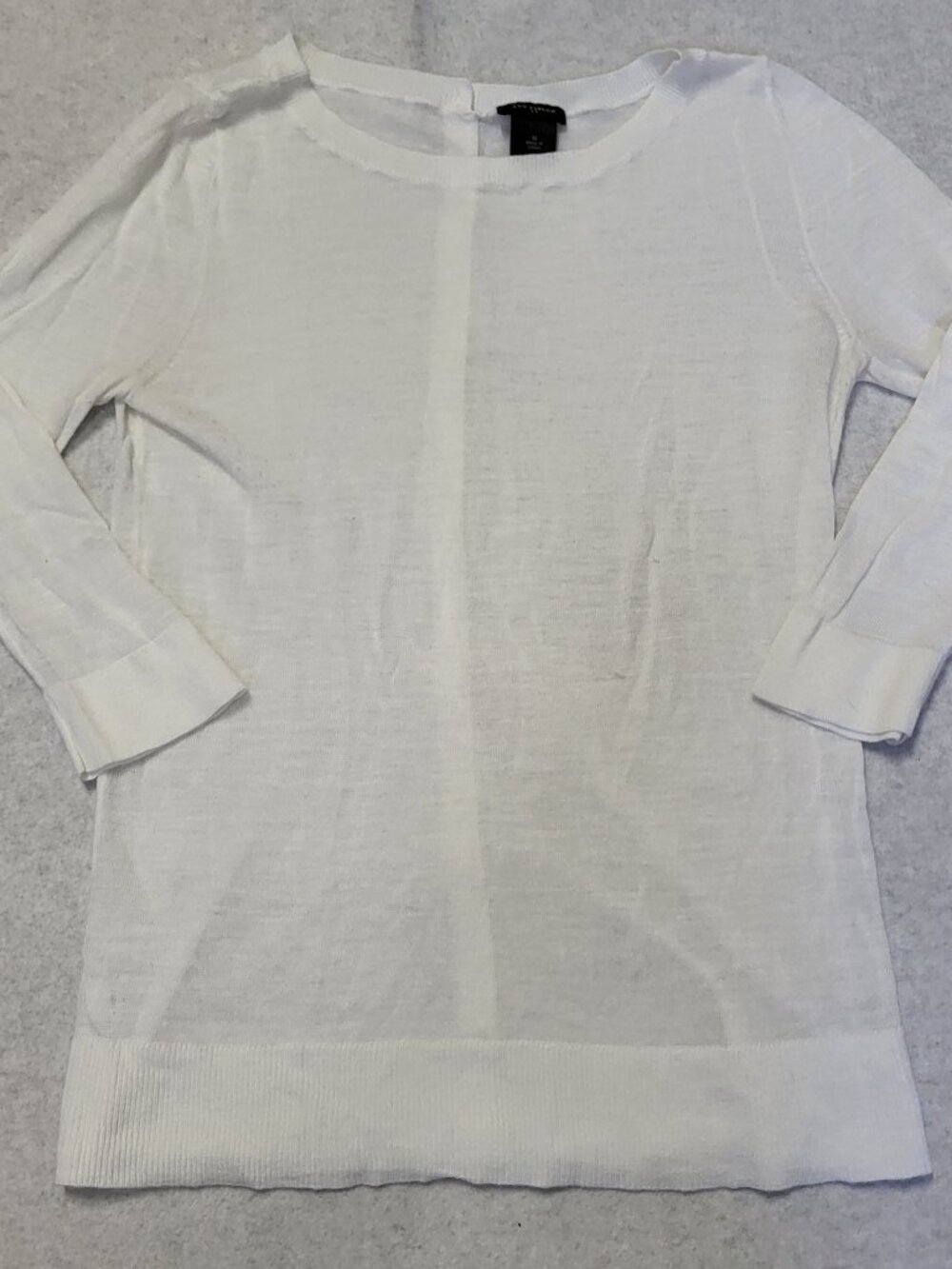 Ann Taylor Women's Sweater White Pull On Button Down Back Size Medium